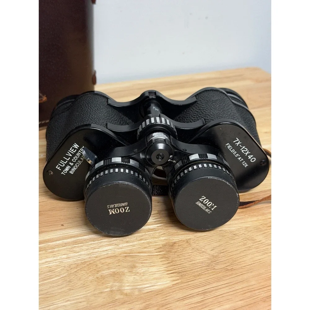 Vintage 7x-12x40 Zoom‎ Binoculars Japan Town & Country w/ Case